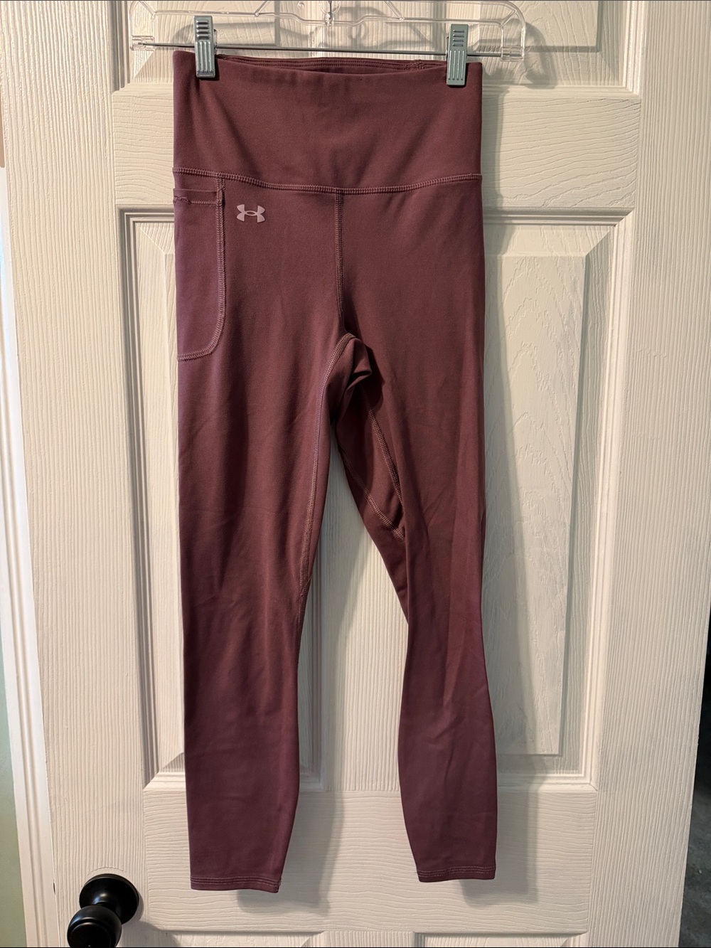 Under Armour women’s purple High-Rise Leggings with Side Pocket